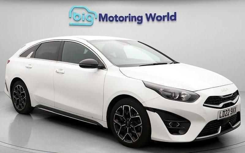 Used 2021 Kia ProCeed 2 Hatchback | £16,500 (Fair price) - Image 1/4