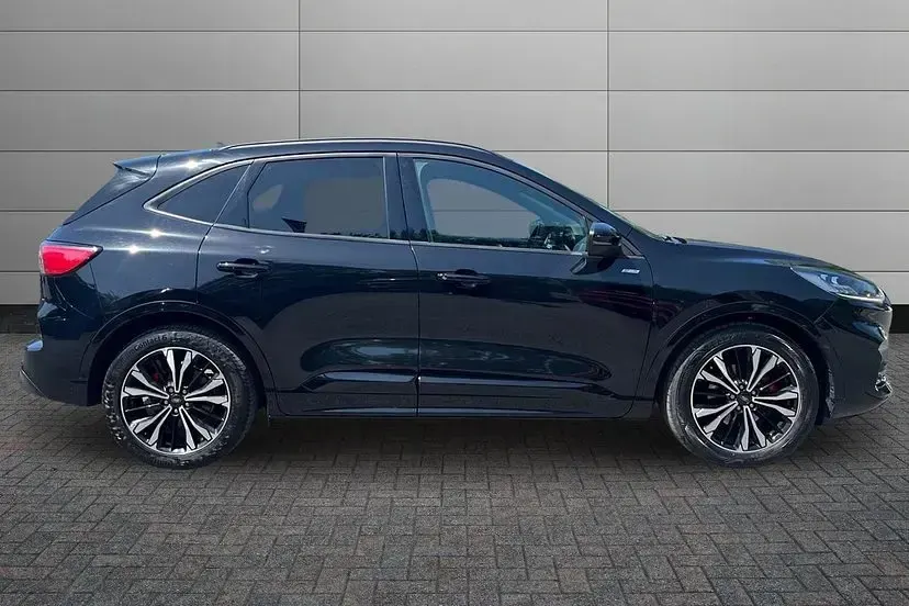Used Ford Kuga ST-Line X 190 HP (139 kW) 2023 Black SUV