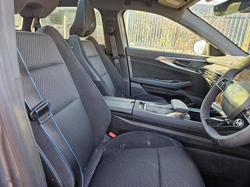 Used Renault Austral Iconic Esprit Alpine 2025 Grey SUV