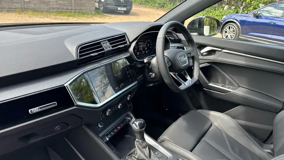 Used Audi Q3 Black Edition 150 HP (110 kW) 2025 Daytona grey SUV