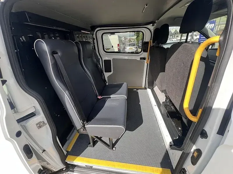 Used Ford Transit Custom 105 HP (77 kW) 2026 White Van