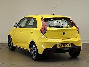 Used MG MG3 Excite 106 HP (77 kW) 2022 Yellow Hatchback