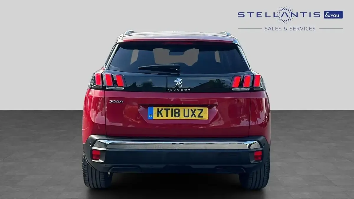 Used Peugeot 3008 Allure 129 HP (94 kW) 2018 Red SUV