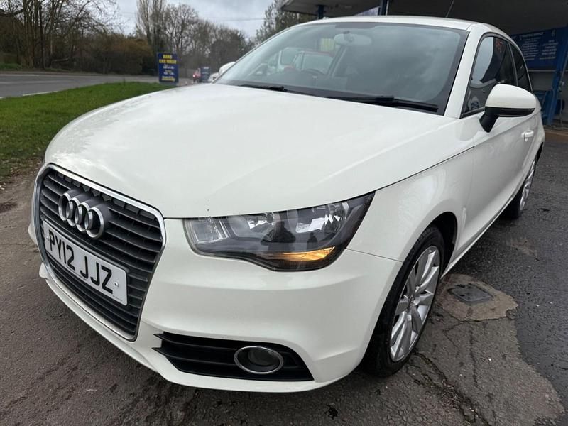 Used Audi A1 Sport 105 HP (77 kW) 2012 White Hatchback