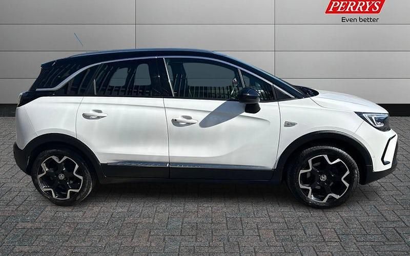 Second-hand Vauxhall Crossland Ultimate 131 CP (96 kW) 2024 SUV