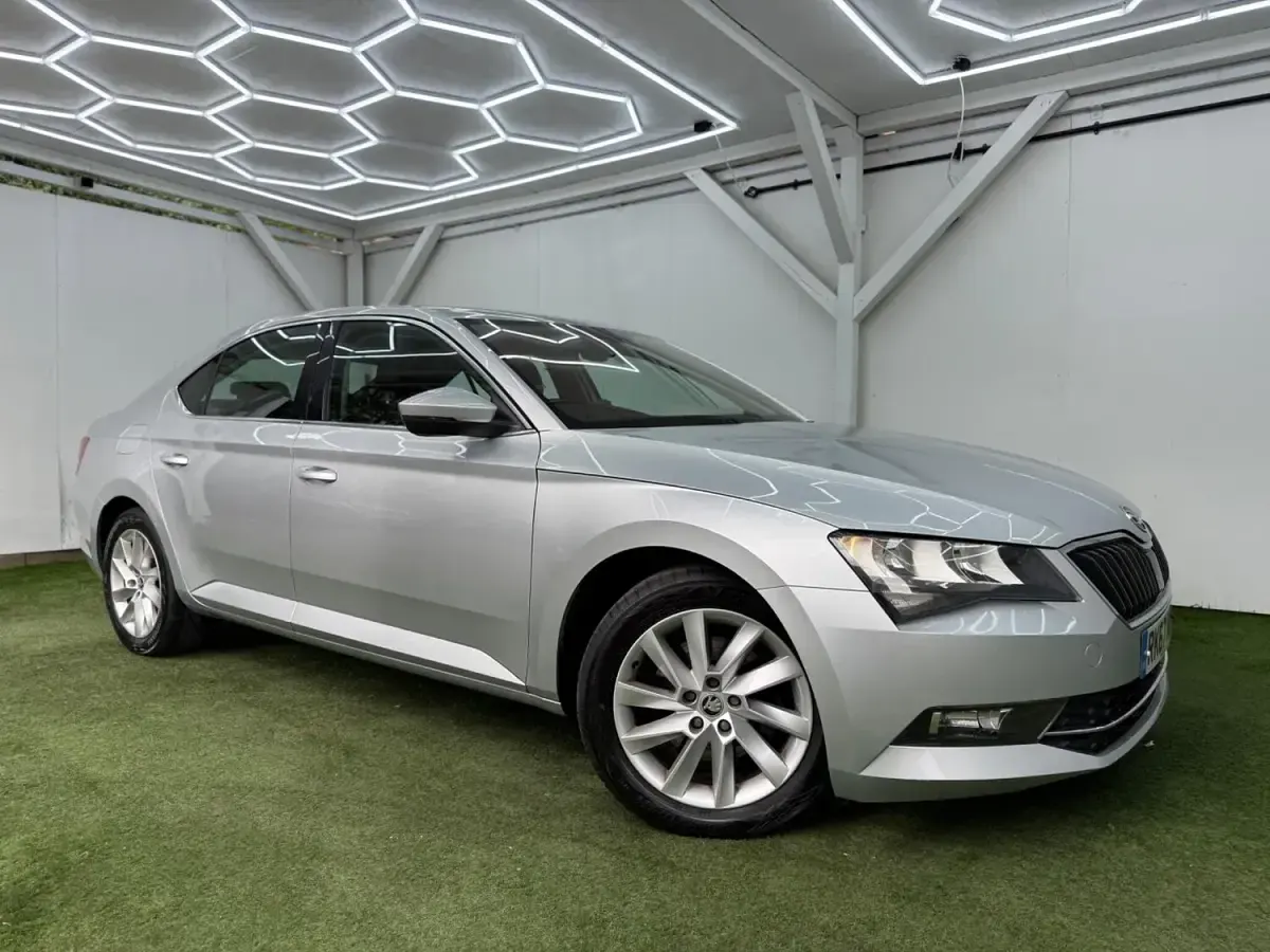 Used Skoda Superb SE 150 HP (110 kW) 2017 Silver Hatchback