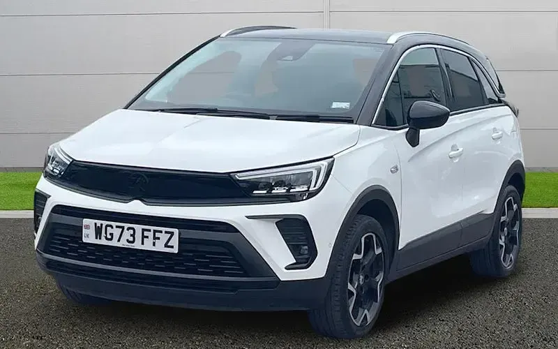 Used Vauxhall Crossland Ultimate 110 HP (80 kW) 2023 White SUV