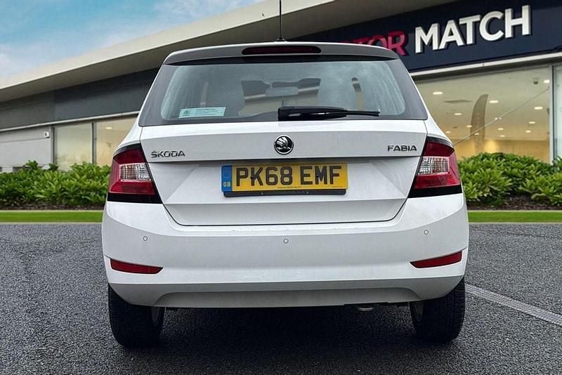 Used Skoda Fabia SE 2018 White Hatchback