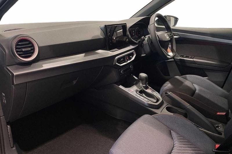 New Seat Arona Black Edition 2026 Midnight black SUV