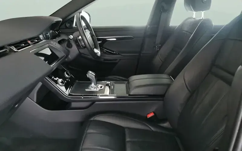 Used Land Rover Range Rover evoque R-Dynamic 203 HP (149 kW) 2023 SUV