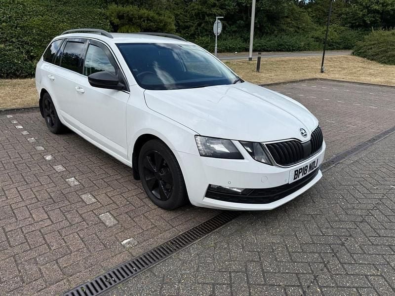 White Used 2018 Skoda Octavia SE Technology Estate | £2,940 (Super price) - Image 1/4
