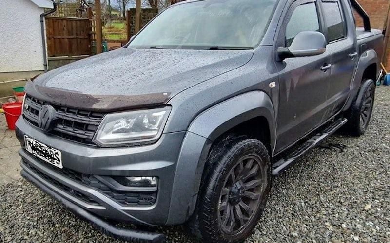 Grey Used 2018 VW Amarok Highline Pickup | £21,999 (Fair price) - Image 1/4