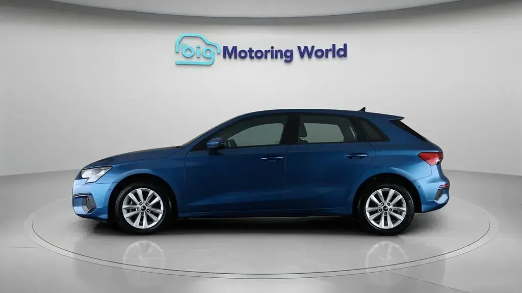 Used Audi A3 Sportback 150 HP (110 kW) 2022 Blue Hatchback
