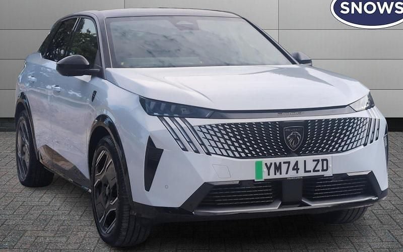 New 2025 Peugeot e-3008 GTi SUV | £29,708 - Image 1/4