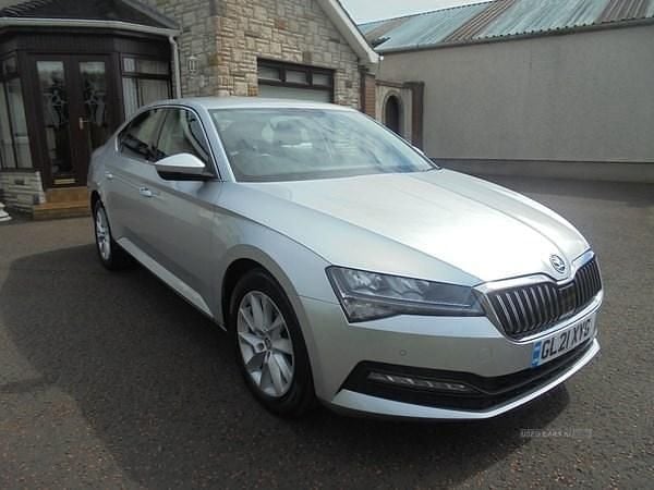 Silver Used 2021 Skoda Superb SE Hatchback | £18,995 (Fair price) - Image 1/4