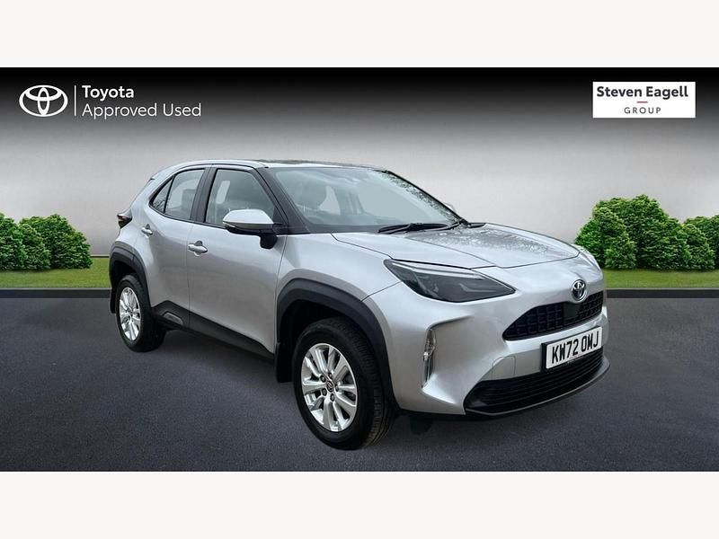 Silver Used 2023 Toyota Yaris Hybrid Hatchback | £20,676 (Expensive) - Image 1/3