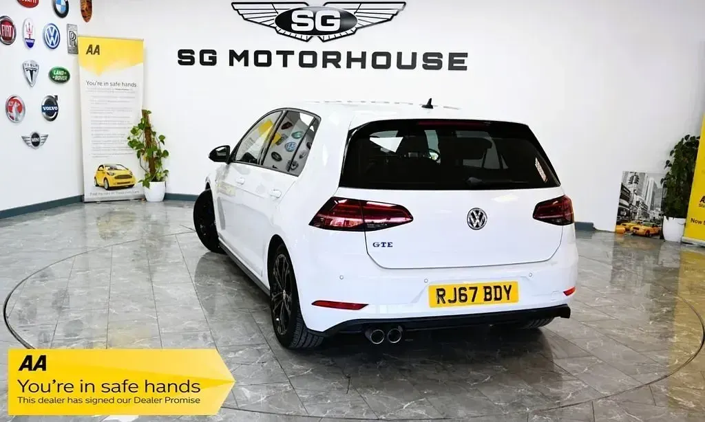 Usado VW Golf VII GTE 204 HP (150 kW) 2017 Branco Citadino