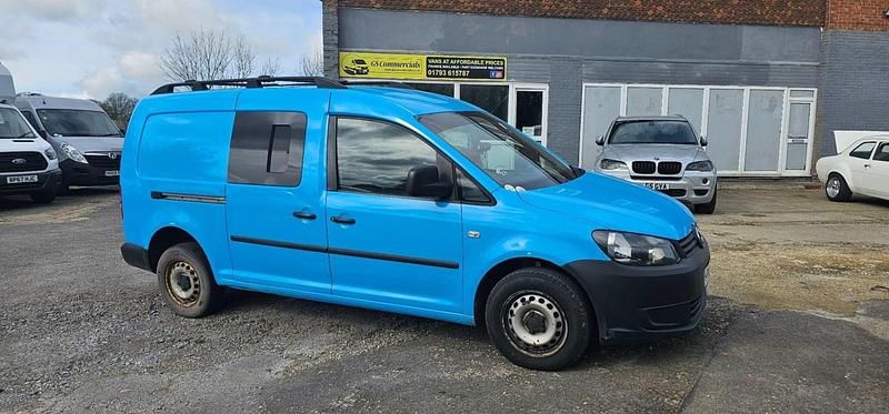 Used VW Caddy Startline 102 HP (75 kW) 2015 Blue MPV