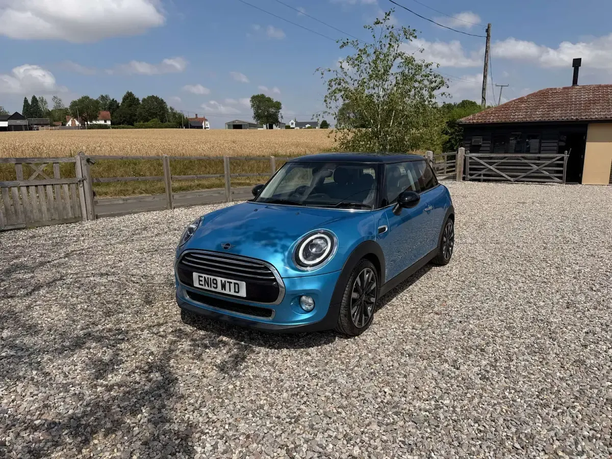 Used Mini Cooper Exclusive 2019 Blue Hatchback