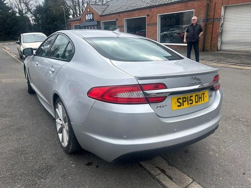 Used Jaguar XF R-Sport 200 HP (147 kW) 2015 Silver Sedan