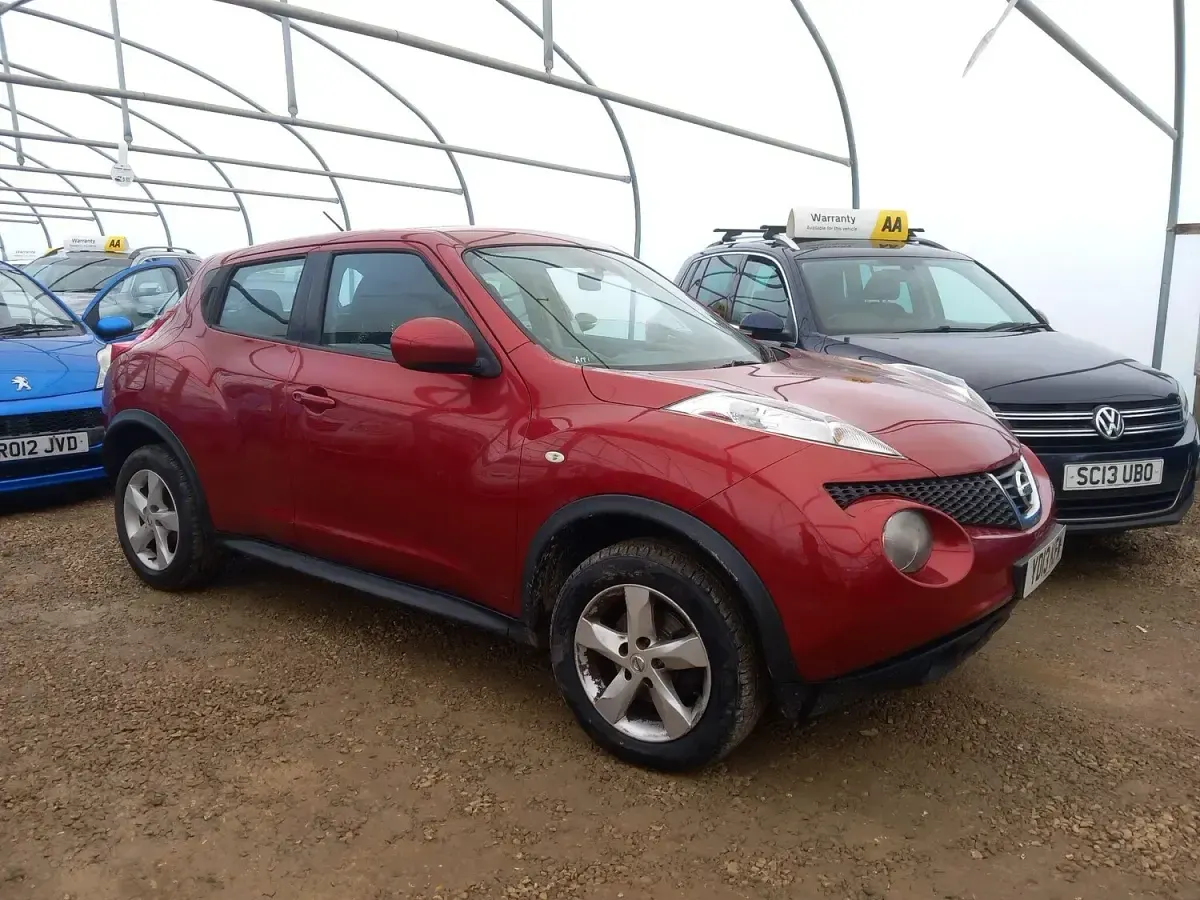 Used Nissan Juke Visia 94 HP (69 kW) 2013 Red SUV