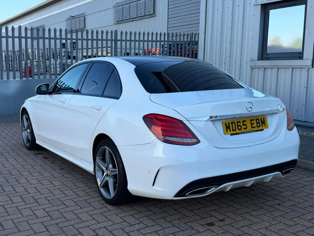 Used Mercedes C220 AMG line 2016 White Sedan