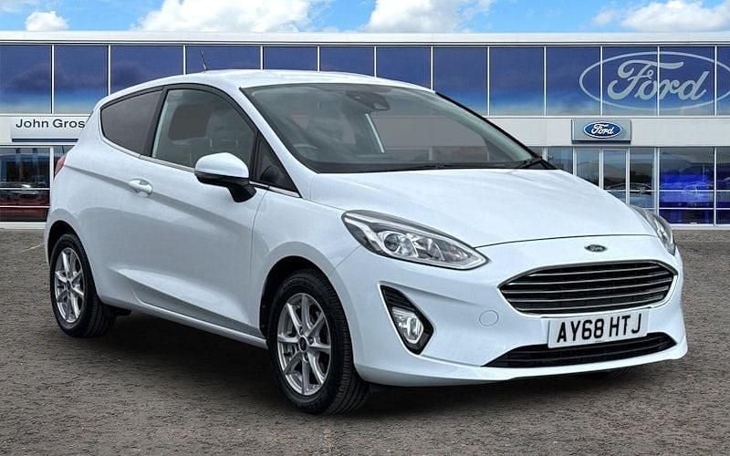 White Used 2018 Ford Fiesta Zetec Hatchback | £7,295 (Fair price) - Image 1/3