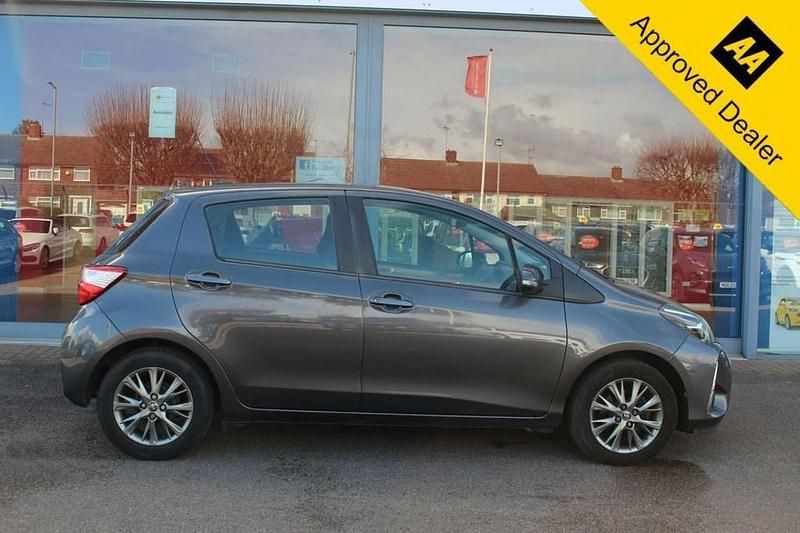 Used Toyota Yaris 111 HP (81 kW) 2020 Grey Hatchback