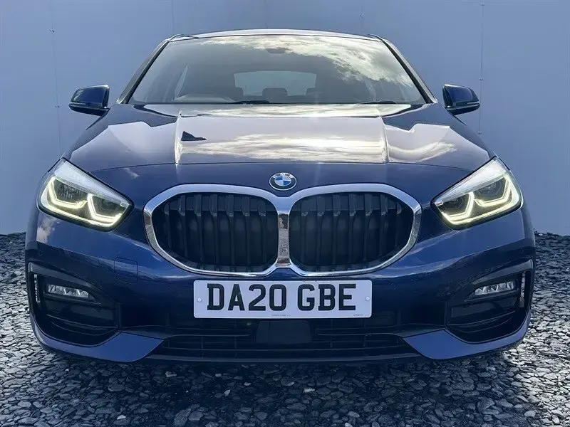 Used BMW 118 Sport Line 150 HP (110 kW) 2020 Blue Hatchback