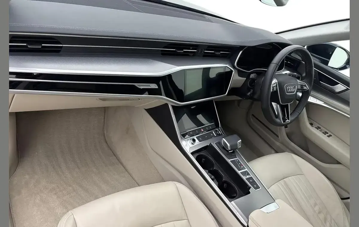 Used Audi A6 Sport 200 HP (147 kW) 2025 Blue Estate