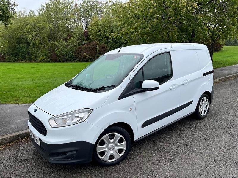 White Used 2015 Ford Transit Trend Van | £3,495 - Image 1/4