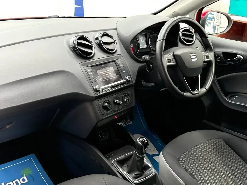 Begagnad Seat Ibiza SE Technology 2017 Röd Halvkombi
