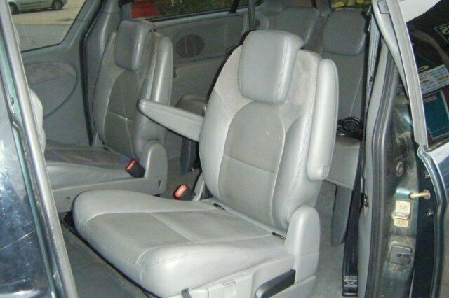 Used Chrysler Grand Voyager 148 HP (108 kW) 2006 MPV