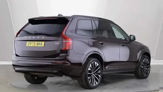 Used Volvo XC90 Plus 250 HP (183 kW) 2026 SUV