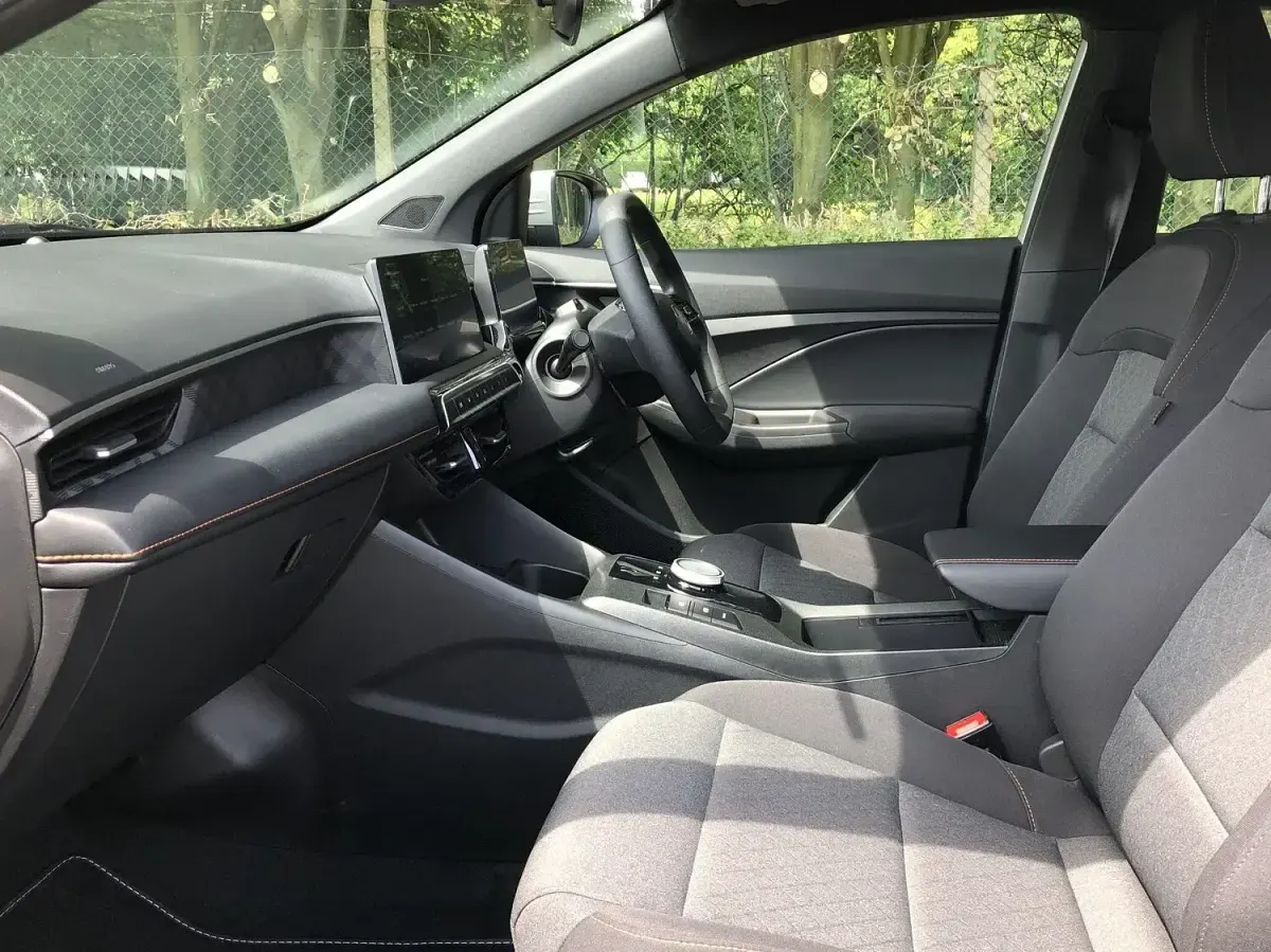 New MG MG3 SE 194 HP (142 kW) 2026 Silver Hatchback