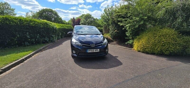 Grey Used 2016 Toyota Verso MPV | £5,399 (Super price) - Image 1/4