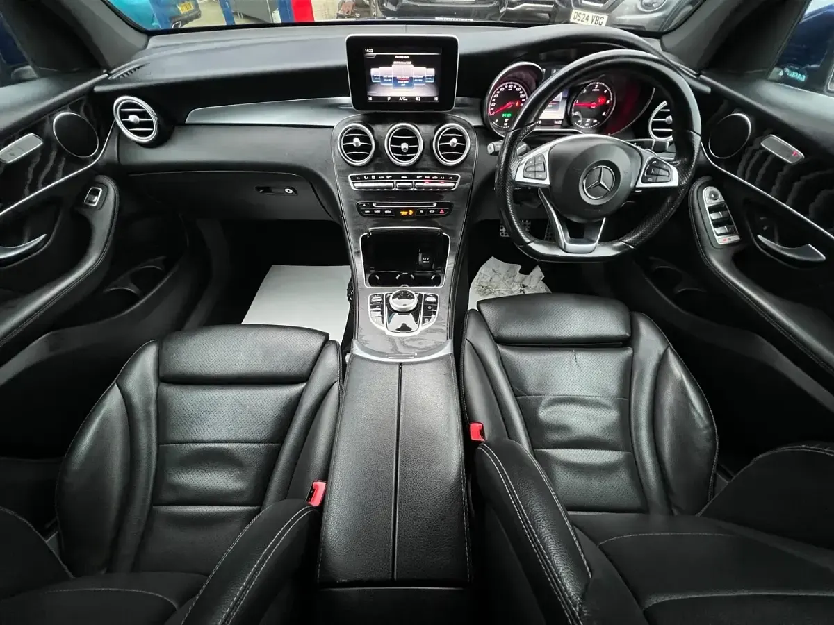 Used Mercedes GLC220 AMG line 2018 Blue SUV