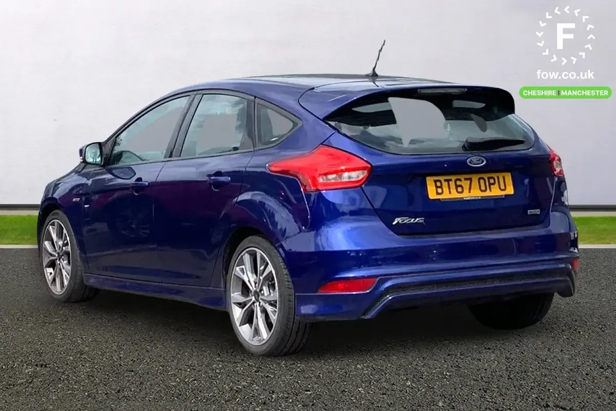 Used Ford Focus ST-Line 2017 Blue Hatchback