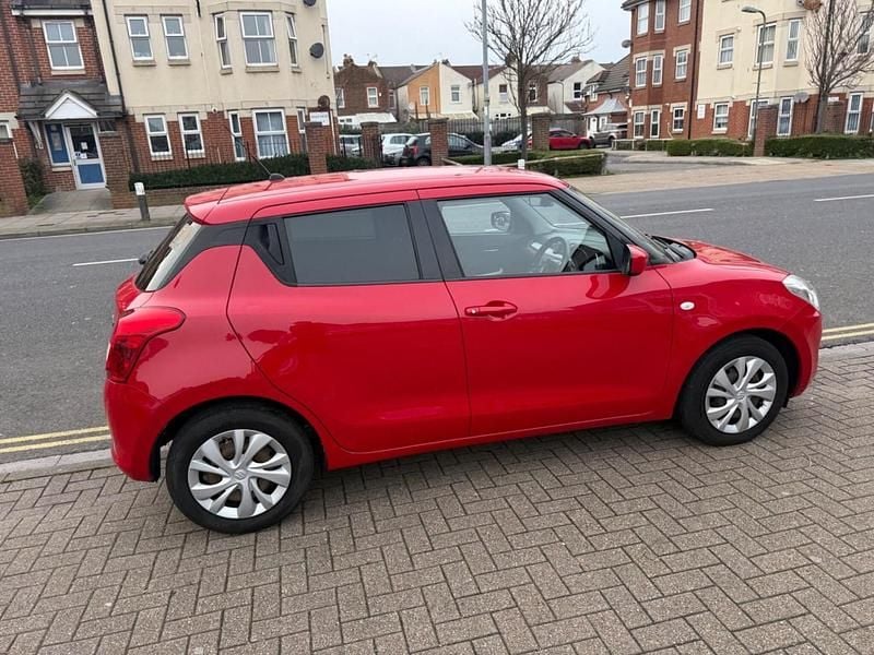 Used Suzuki Swift SZ3 90 HP (66 kW) 2017 Red Hatchback
