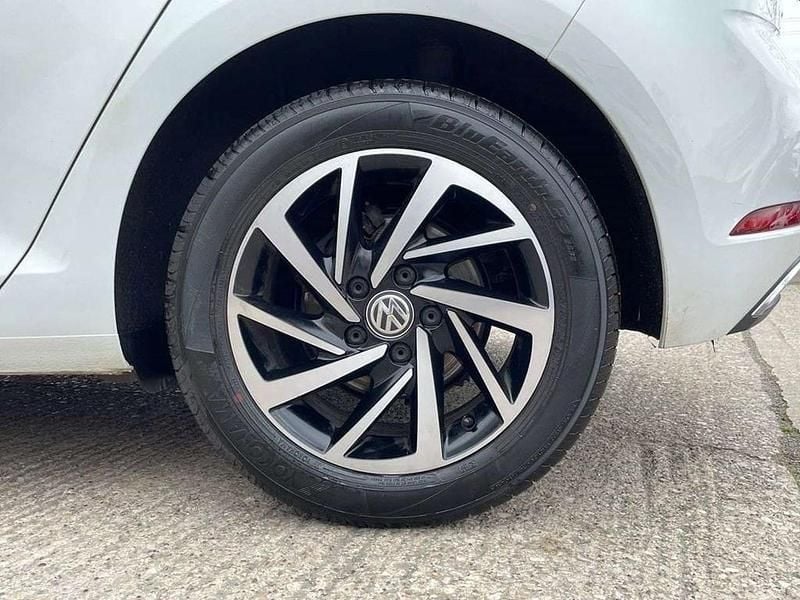 Used VW Golf VII Match 113 HP (83 kW) 2019 White Hatchback