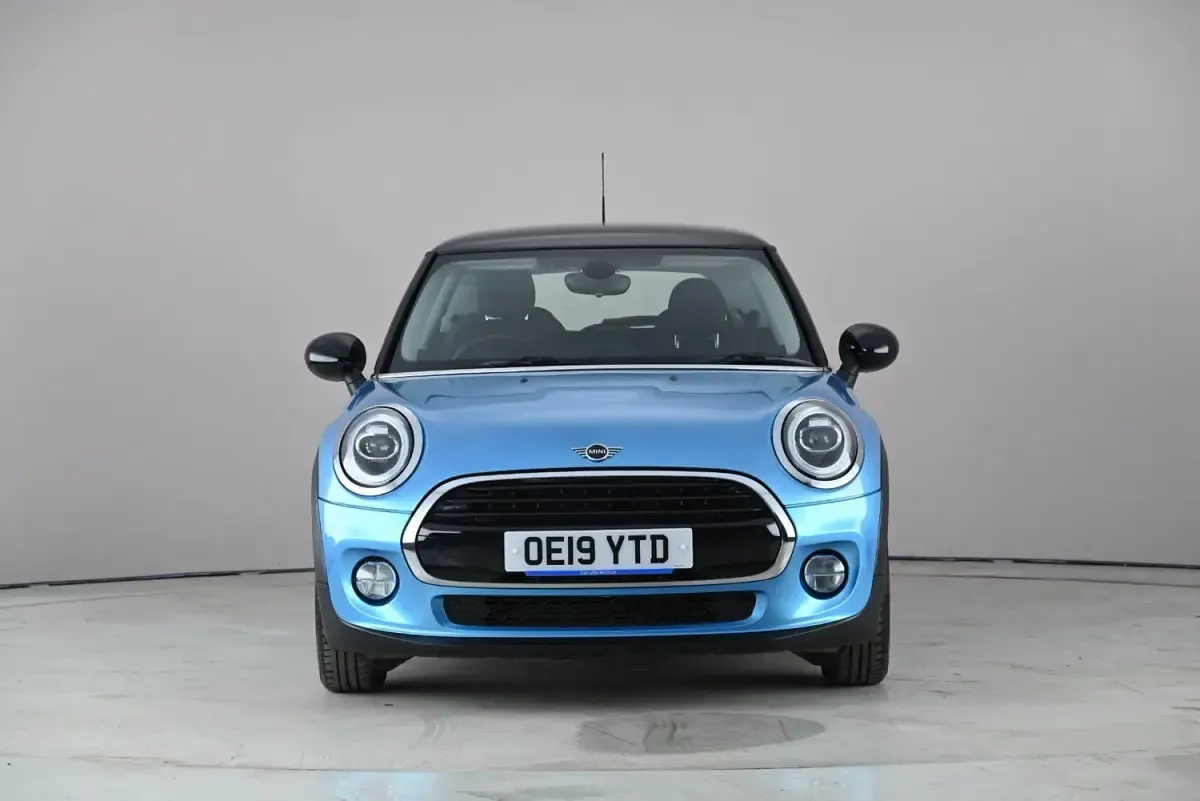 Usado Mini Cooper Classic 2019 Azul Citadino
