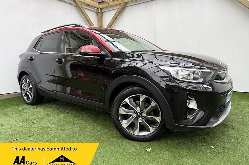 Used 2017 Kia Stonic First Edition SUV | £6,295 (A bit pricey) - Image 1/1