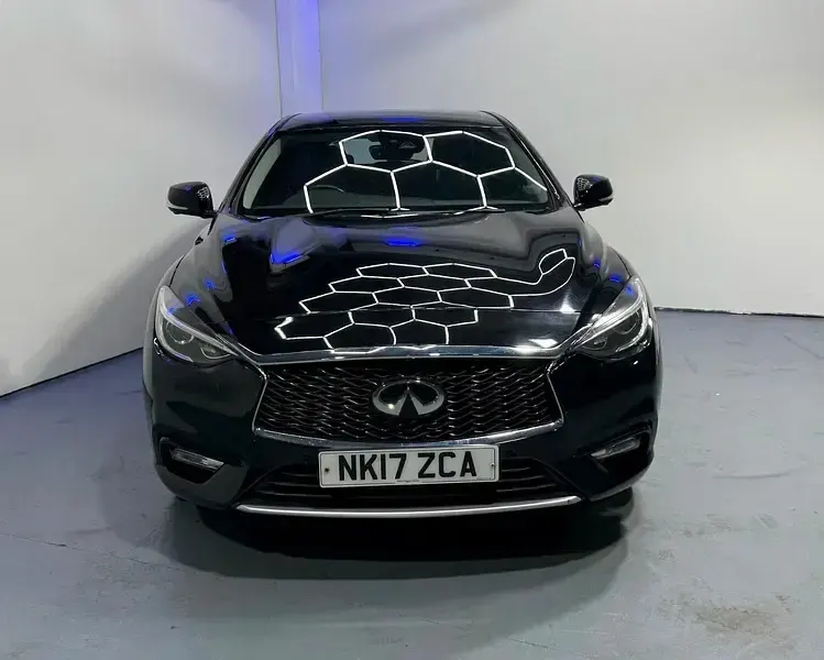Used Infiniti Q30 Premium 2017 Black Hatchback