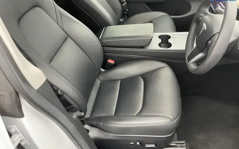 Used Tesla Model Y RWD 219 kW (299 HP) 2023 White SUV