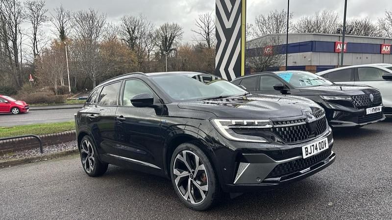 Used Renault Austral Iconic Esprit Alpine 200 HP (147 kW) 2024 Metallic  diamond black  SUV