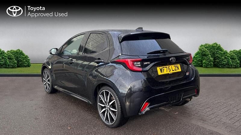 Used Toyota Yaris Hybrid Sport 131 HP (96 kW) 2025 Eclipse black Hatchback