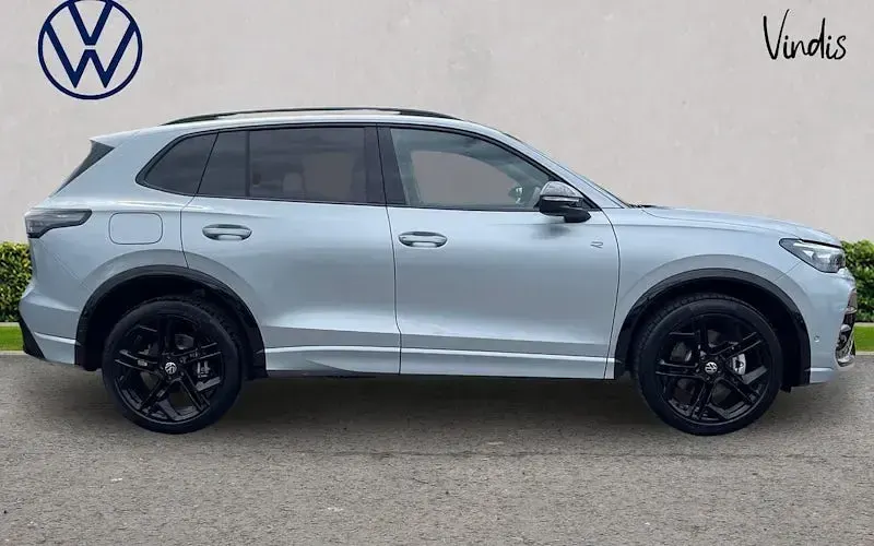 New VW Tiguan Black Edition 265 HP (194 kW) 2025 SUV