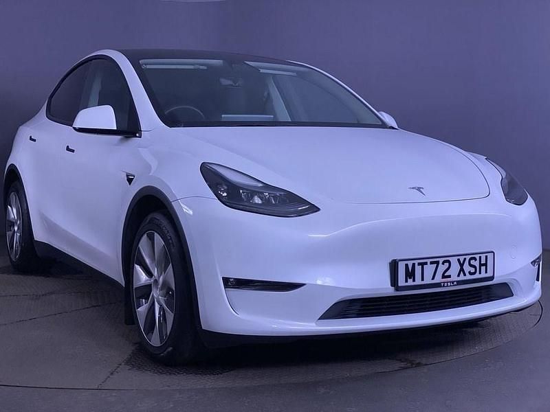 White Used 2022 Tesla Model Y SUV | £21,999 (Fair price) - Image 1/4