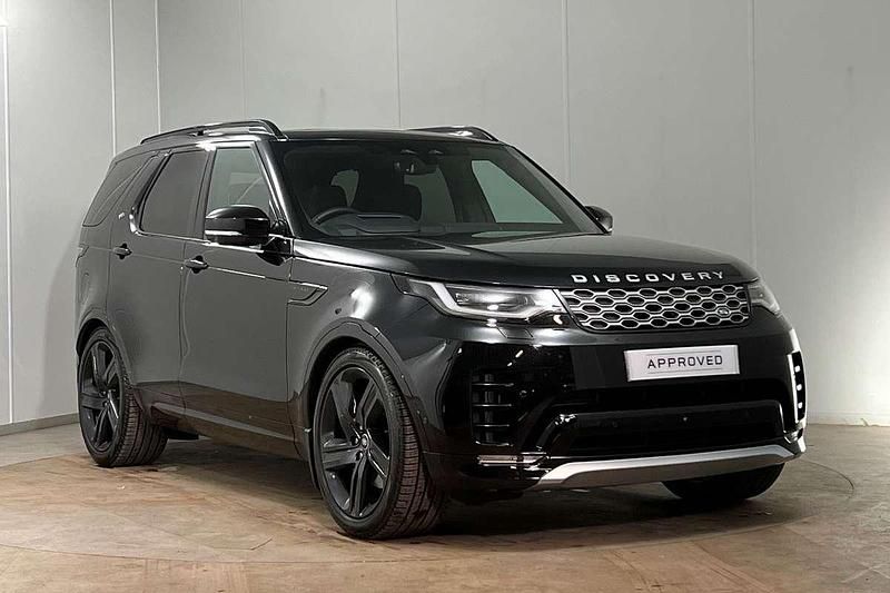 Black Used 2025 Land Rover Discovery 5 SUV | £77,000 - Image 1/4