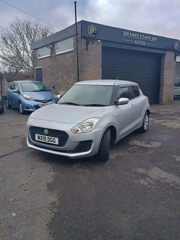 Used Suzuki Swift 2025 Silver Hatchback